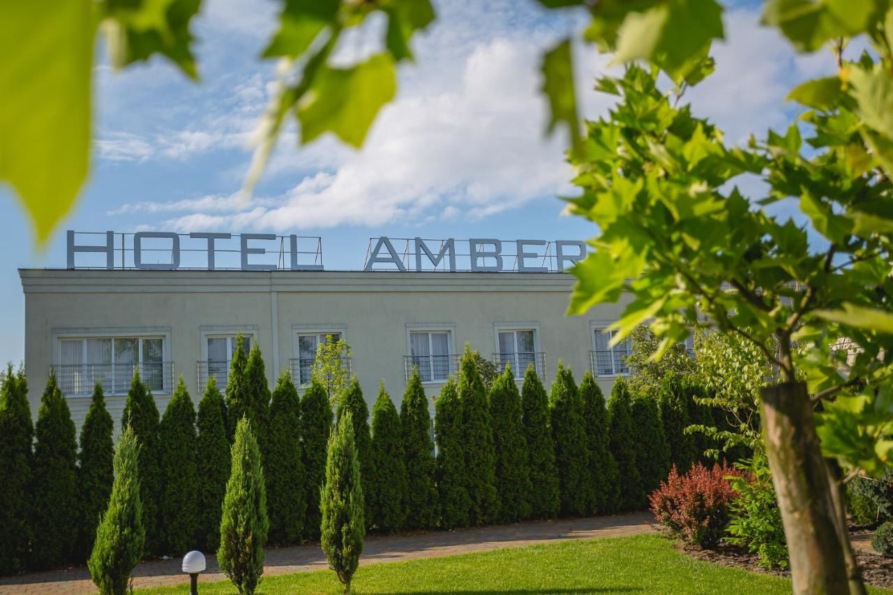 Отель Hotel Amber Олесница-28